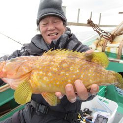 真祐丸 (しんゆうまる) 釣果