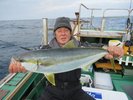 真祐丸 (しんゆうまる) 釣果