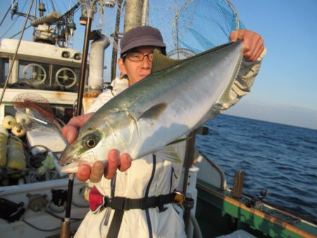 真祐丸 (しんゆうまる) 釣果