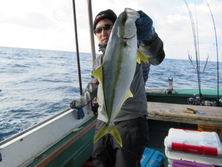 真祐丸 (しんゆうまる) 釣果