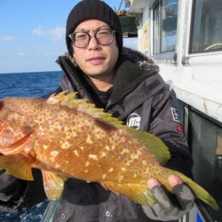 真祐丸 (しんゆうまる) 釣果