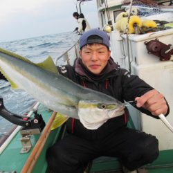 真祐丸 (しんゆうまる) 釣果