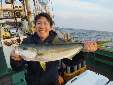 真祐丸 (しんゆうまる) 釣果