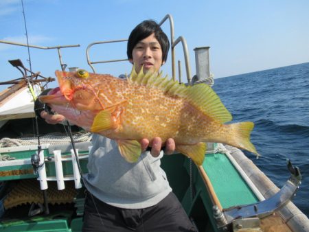 真祐丸 (しんゆうまる) 釣果