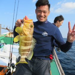 真祐丸 (しんゆうまる) 釣果