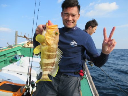 真祐丸 (しんゆうまる) 釣果