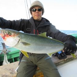 真祐丸 (しんゆうまる) 釣果