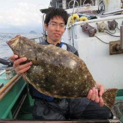 真祐丸 (しんゆうまる) 釣果