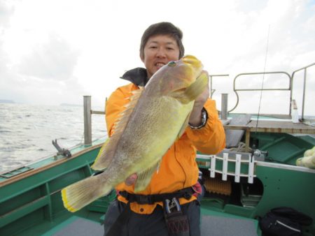 真祐丸 (しんゆうまる) 釣果