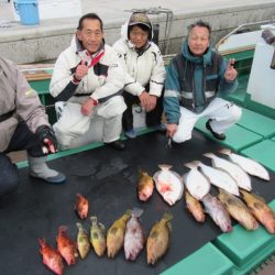 真祐丸 (しんゆうまる) 釣果