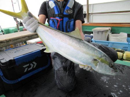 真祐丸 (しんゆうまる) 釣果