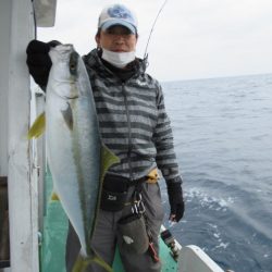 真祐丸 (しんゆうまる) 釣果