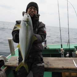 真祐丸 (しんゆうまる) 釣果