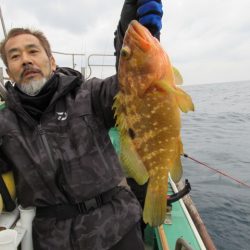 真祐丸 (しんゆうまる) 釣果