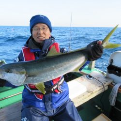 真祐丸 (しんゆうまる) 釣果