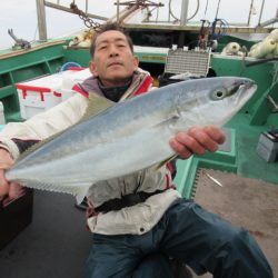 真祐丸 (しんゆうまる) 釣果