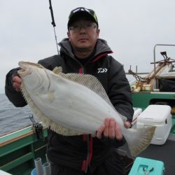 真祐丸 (しんゆうまる) 釣果