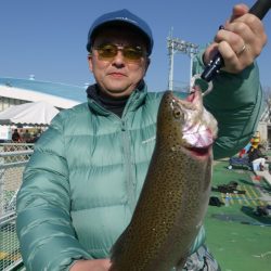 としまえんフィッシングエリア 釣果