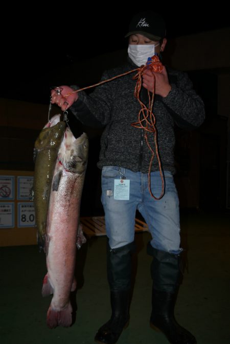 としまえんフィッシングエリア 釣果