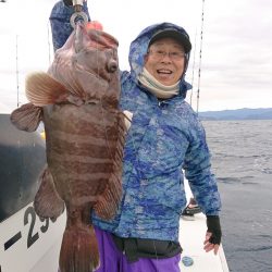 エンペラー 釣果