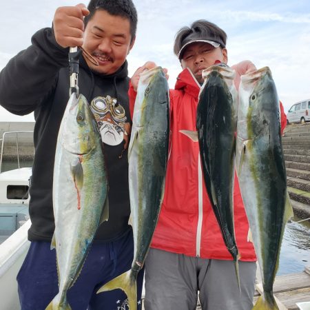 サンマリン 釣果