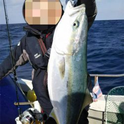 オフショアブリ