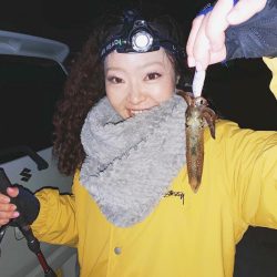 冬でも海釣り！粉雪舞う中のエギング！