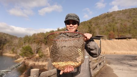 フィッシングレイクたかみや 釣果
