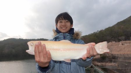 フィッシングレイクたかみや 釣果