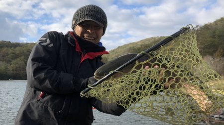 フィッシングレイクたかみや 釣果