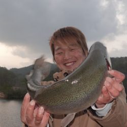 フィッシングレイクたかみや 釣果