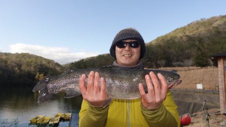 フィッシングレイクたかみや 釣果
