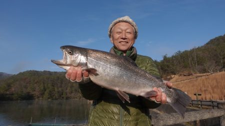 フィッシングレイクたかみや 釣果