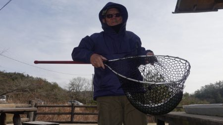 フィッシングレイクたかみや 釣果