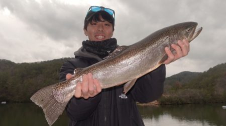 フィッシングレイクたかみや 釣果