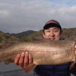 フィッシングレイクたかみや 釣果