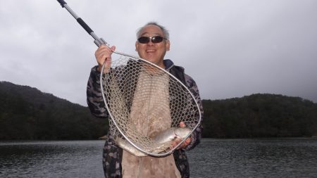 フィッシングレイクたかみや 釣果