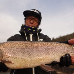 フィッシングレイクたかみや 釣果