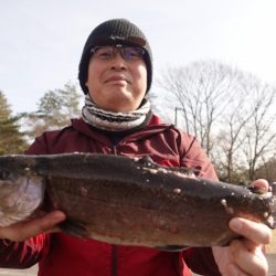 フィッシングレイクたかみや 釣果