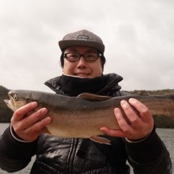 フィッシングレイクたかみや 釣果