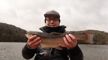 フィッシングレイクたかみや 釣果