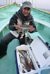 ＫＯＮＡＹＡｰＭＡＲＵ（こなや丸） 釣果