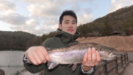 フィッシングレイクたかみや 釣果