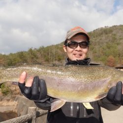 フィッシングレイクたかみや 釣果