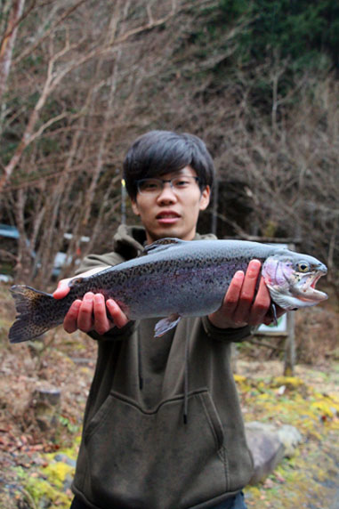 小菅トラウトガーデン 釣果