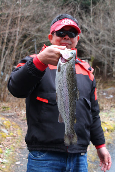 小菅トラウトガーデン 釣果