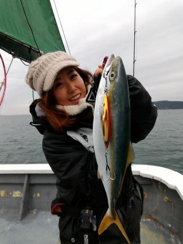 ファイヤードルフィン 釣果