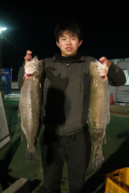 としまえんフィッシングエリア 釣果