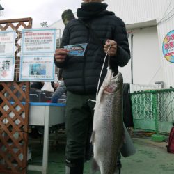 としまえんフィッシングエリア 釣果