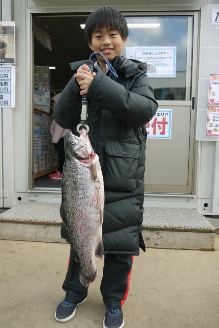 としまえんフィッシングエリア 釣果